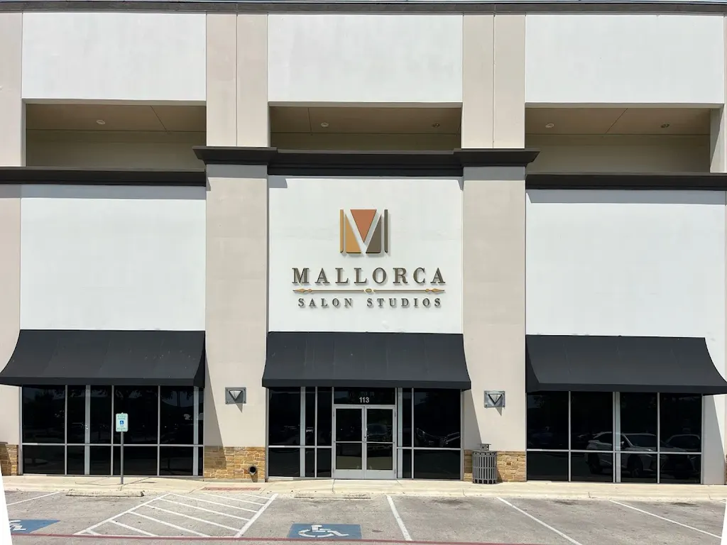 Mallorca Salon Studios & Suites — Beauty salon in San Antonio